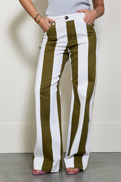 Camilla Pants Khaki van COCO Y MARIA
