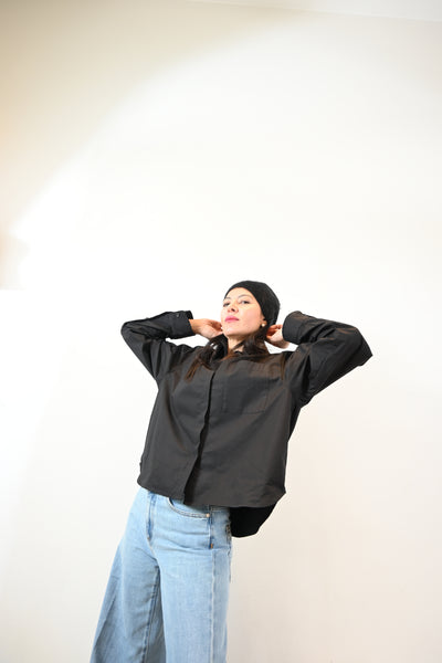 Nine in the Morning zwarte blouse met borstzak