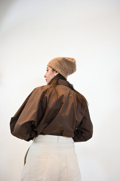 Nude blouse donkerbruin met 2 borstzakken