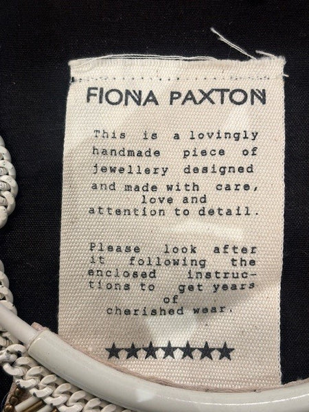 Ketting beige met veren