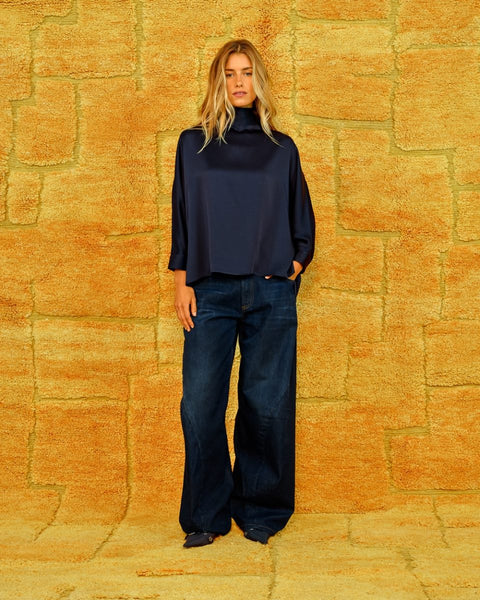 Seamehappy Yuzu Top Satin Crêpe – Donkerblauw