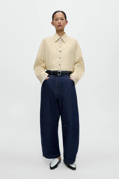 CORDERA Curved Baggy Jeans in donkerblauwe denim met oversized fit en lage taille – Smits Studio Tessenderlo-Ham