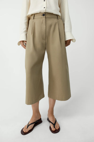 Cotton Capri Pants – Camel | Cordera