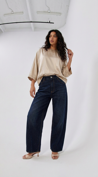 Jean Paul Knott T Top Crepe Satin – Nude