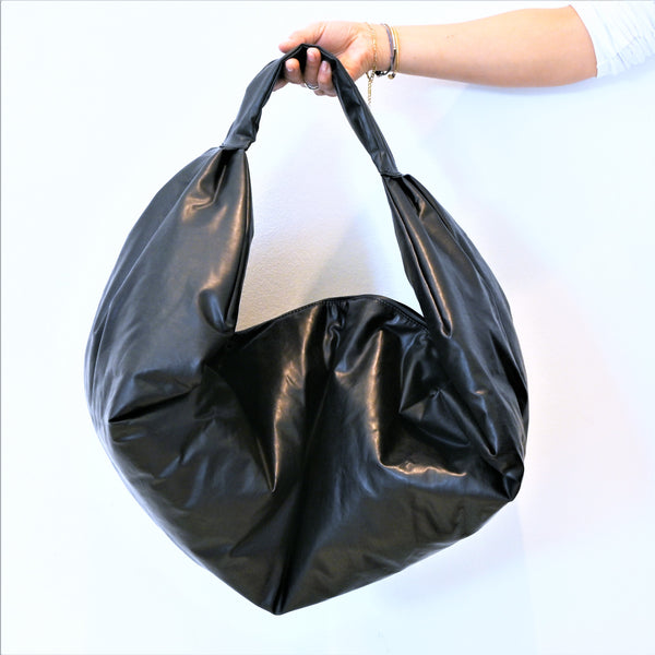 Bag sling oil